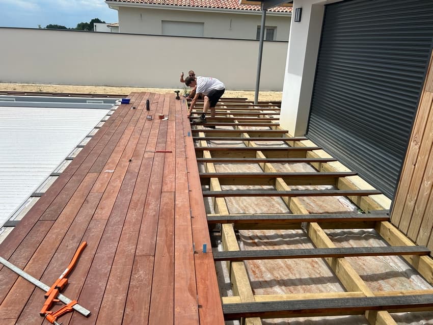 Terrasse bois exotique réalisée à Tercis-les-bains