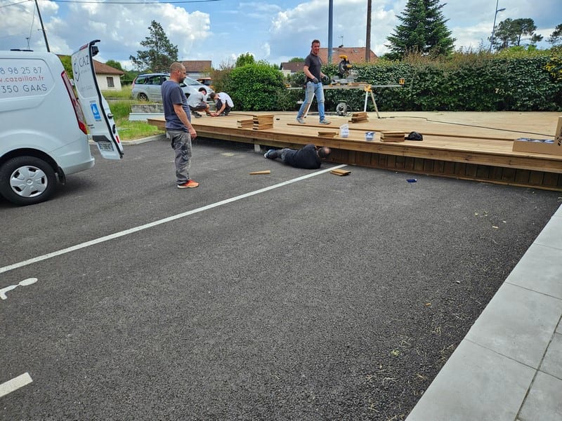 Terrasse pin réalisée à Yzosse (40) - GM Charpentes